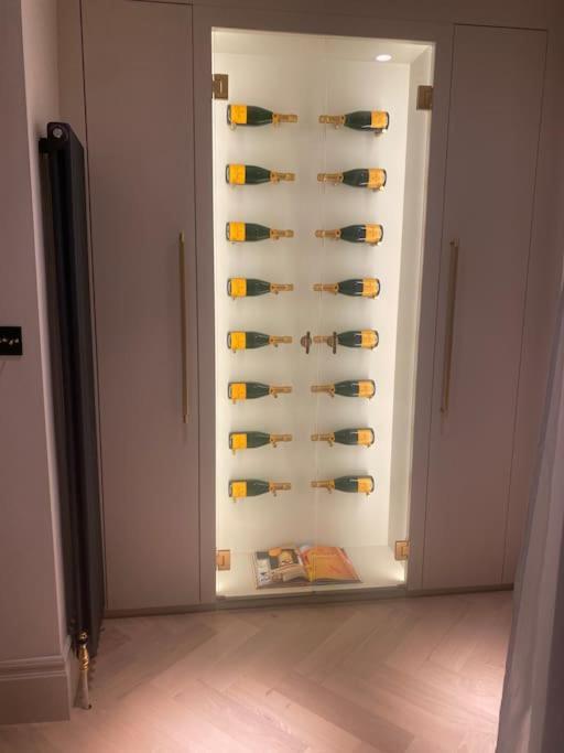 Luxury Georgian Apartment - 5 Minute Walk To Spa Бат Екстериор снимка